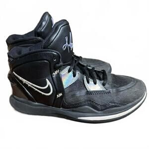 Nike Kyrie Infinity Youth Size 4.5 Athletic Shoes Black/Silver (DD0334-005)